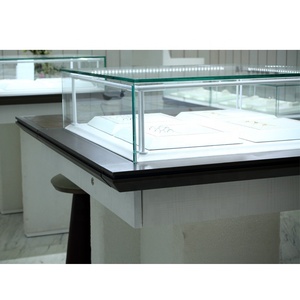 LUX personalizado de alta gama de madera Led con cerradura tienda muebles tienda al por menor sala de exposición vitrina de joyería - Product Image 5