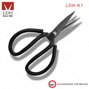 Black plastic handle handmade bag tool cutter scissors