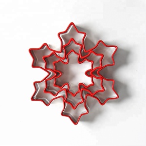 3 pezzi <span class=keywords><strong>di</strong></span> utensili da forno natalizi <span class=keywords><strong>tagliabiscotti</strong></span> con <span class=keywords><strong>fiocco</strong></span> <span class=keywords><strong>di</strong></span> <span class=keywords><strong>neve</strong></span> con bordo/parte superiore in Silicone/PVC - Product Image 2