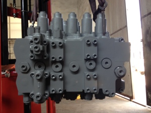 14641032 главный клапан экскаватора EC480DL, регулирующий клапан - Product Image 4