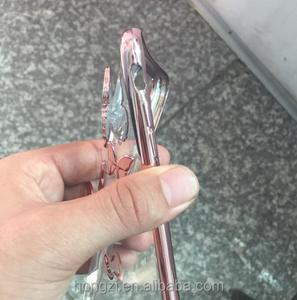 Per il <span class=keywords><strong>iPhone</strong></span> 7 Per il Caso di <span class=keywords><strong>iPhone</strong></span> <span class=keywords><strong>6s</strong></span> <span class=keywords><strong>Plus</strong></span> Chiaro Placcatura Hollow Farfalla Casse Del Telefono Molle di TPU Trasparente Della Copertura Posteriore capa - Product Image 2