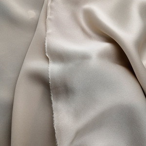 <span class=keywords><strong>Couleur</strong></span> personnalisée femmes robe soie mikado <span class=keywords><strong>blanc</strong></span> naturel en soie <span class=keywords><strong>satin</strong></span> 22mm - Product Image 3