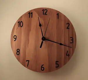 소나무 브라질 로즈 우드 컬러 시계 나무 시계