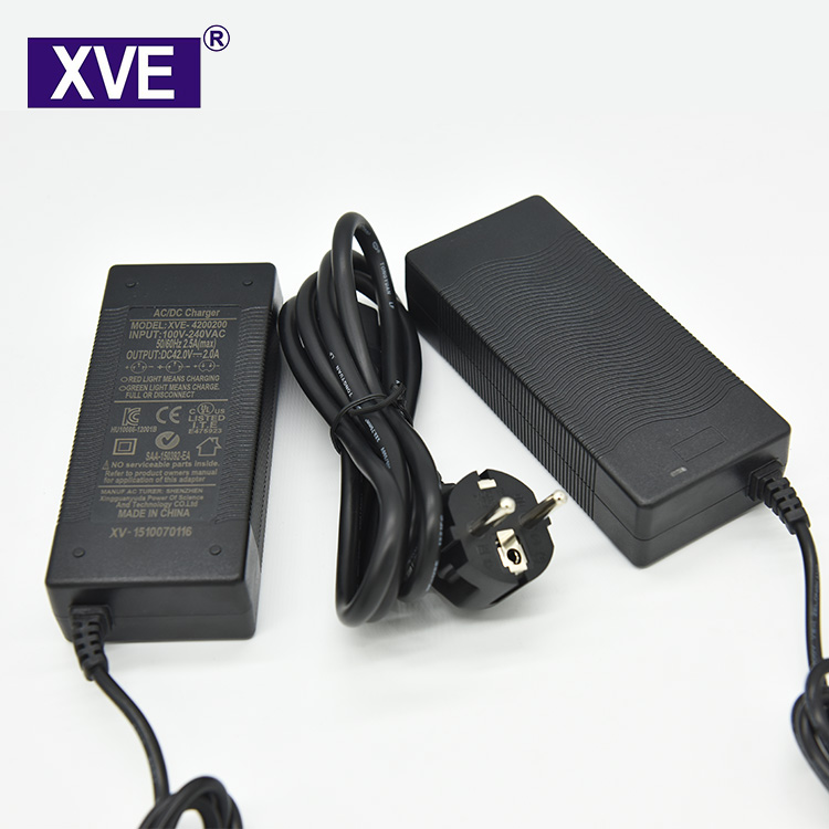 XVE Marque CE UL FCC Approuvé 19 v 4.74a AC DC adaptateur d'alimentation pour Ordinateur Portable avec 5.5*2.5mm DC port
