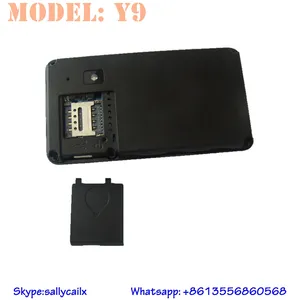 Y9 credit card size gps tracker 와 큰 capacity battery 한 해 대기 시간