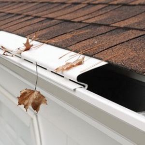 Rainwater Roof <strong>Gutters</strong> Protection Filter Leaf <strong>Guards</strong> with Cover Perforated Metal Mesh Aluminum <strong>Rain</strong> <strong>Gutter</strong> <strong>Guard</strong>