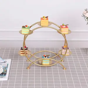 Metalen Draad De Reuzenrad Roterende Cupcake Staande Display Cake Stand Set Met Wielen