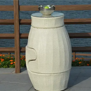Fournisseur d'usine Vase Design Rotin Meubles de jardin en osier Table d'extérieur et 2 chaises Ensemble de jardin en Chine