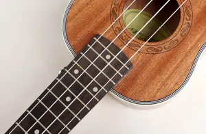 Ukelele Barítono Económico de Deviser - Product Image 4