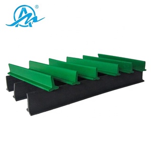 Groene Pvc Gegolfde Zijwand Transportband Speciale Verwerking Instelbare Snelheid Voor Productie Fabriek Baffle Toevoeging - Product Image 2
