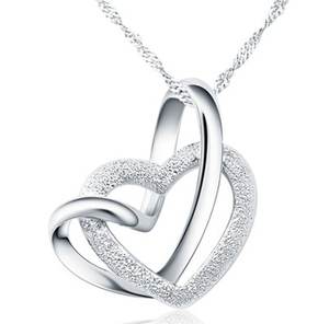 Collana pendente all'ingrosso doppio cuore che tocca la collana arenaceo macinato amore - Product Image 1