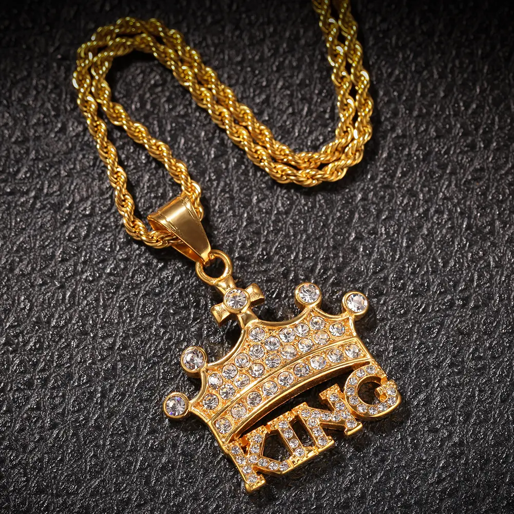 Collier avec pendentif en acier inoxydable, bijou de style traditionnel en forme de couronne dorée, strass, pavé complet, pour rappeur de hip hop
