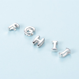 Joyería simple para mujer, amuleto de <span class=keywords><strong>plata</strong></span> con letra <span class=keywords><strong>inicial</strong></span>, <span class=keywords><strong>collar</strong></span> de <span class=keywords><strong>plata</strong></span> de ley 925 con colgante de letra - Product Image 4