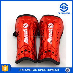 Al por mayor y Al Por Menor Caliente <span class=keywords><strong>de</strong></span> Encargo del Fútbol <span class=keywords><strong>Espinilleras</strong></span> - Product Image 1