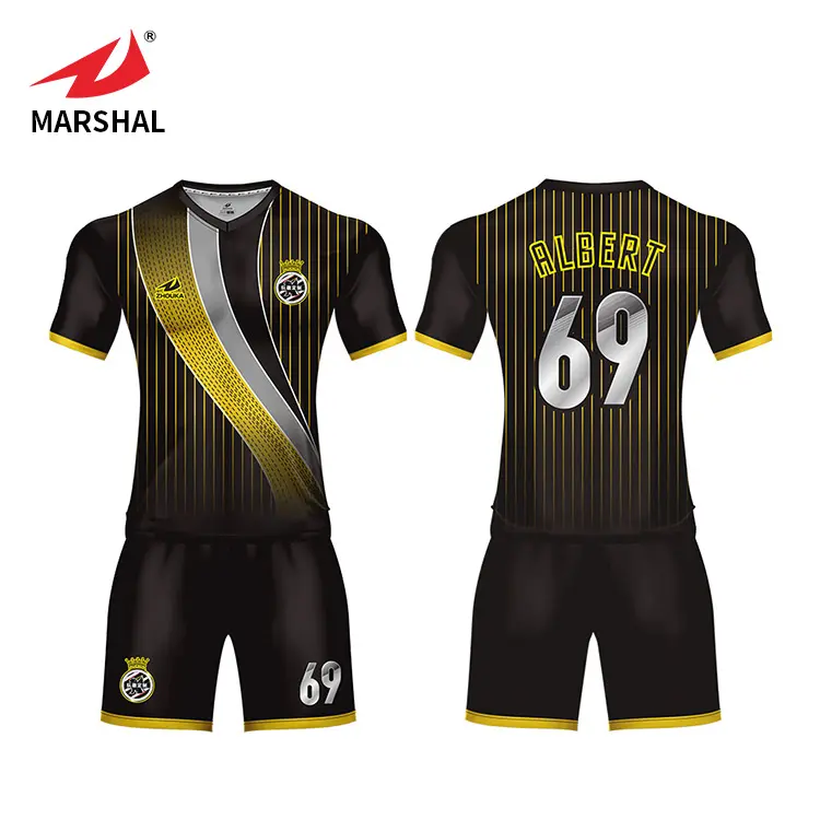 ชุดเสื้อฟุตบอลทีมผู้ผลิตเสื้อฟุตบอล,เครื่องแบบสโมสรฟุตบอล