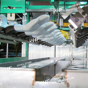 Macchinari per la produzione di guanti ad alta capacità efficienti in lattice e guanti in PU - Product Image 2