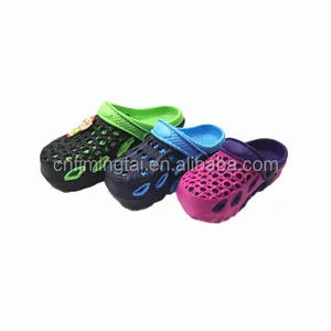 Chinesische Fabrik Neue Mode Schöne Kinder Schuhe Clogs Frauen Hausschuhe Herren Sandalen Beliebte Anti Slip Eva Gummi Clogs für Kinder