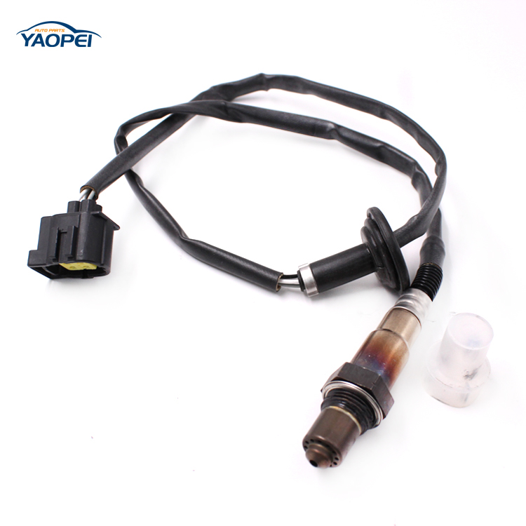 1588A211 Oxygen Sensor for Mitsubishi - Reliable Performance