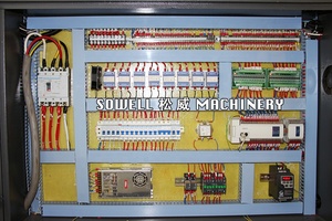 Máquina Sopladora Automática de Botellas de PP/PET <span class=keywords><strong>Sowell</strong></span> ECO-4L con PLC Mitsubishi y Cilindro Rotatorio SMC - Product Image 2