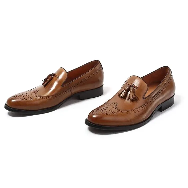 Sapato de luxo masculino de couro genuíno, sapato personalizado, novo estilo, elegante, feito à mão, mocassim de borla para homens