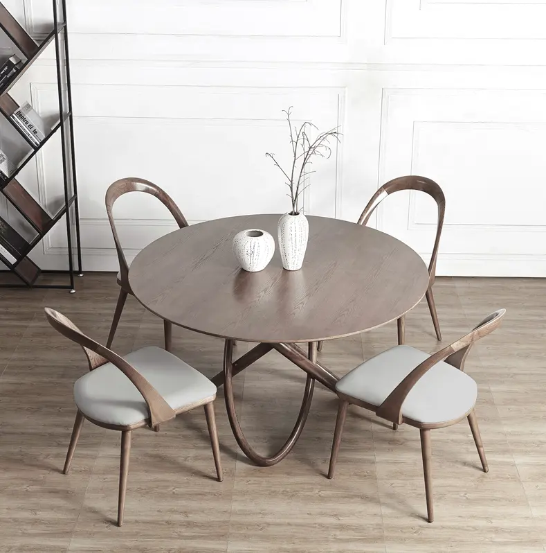 الحديثة الخشب قطع أثاث لغرفة الطعام طاولة طعام مستديرة والكراسي المغربي بسيطة تصميم الجوز الصلبة طاولة طعام خشبية مجموعة