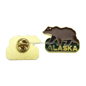 Pabrikan Pin Kerah Dibuat Kustom Beruang Alaska Cina Pin Enamel Beruang Kutub