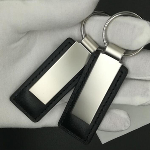 Logo personalizzato <span class=keywords><strong>con</strong></span> <span class=keywords><strong>nome</strong></span> in acciaio inossidabile personalizzato l portachiavi per auto portachiavi regalo commemorativo braccialetto portachiavi - Product Image 6