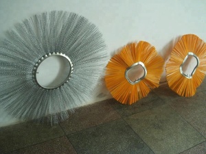 Venta caliente nieve cepillo barredora y carretera cepillo barredora para la pista de barrido - Product Image 5