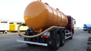 Nuovo Prodotto HOWO 6x4 12m3 14m3 16m3 Camion per Pulizia Fognature ad Alta Pressione con Aspirazione per Serbatoi Fognari in Vendita - Product Image 3