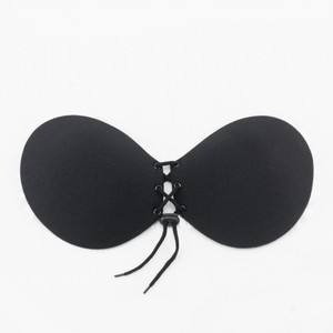 <span class=keywords><strong>Reggiseno</strong></span> Adesivo Invisibile <span class=keywords><strong>Senza</strong></span> <span class=keywords><strong>Spalline</strong></span> e <span class=keywords><strong>Senza</strong></span> Ferretto in <span class=keywords><strong>Silicone</strong></span>, Sexy e Confortevole per il Supporto del Seno - Product Image 4
