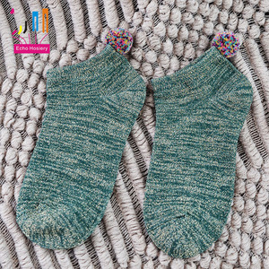 Venta al por mayor en <span class=keywords><strong>tres</strong></span> dimensiones Bola <span class=keywords><strong>de</strong></span> Pelo decoración <span class=keywords><strong>de</strong></span> punto <span class=keywords><strong>mujeres</strong></span> calcetines <span class=keywords><strong>de</strong></span> verano - Product Image 5