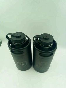 64 OZ Verniciatura a Polvere Nera Bocca Larga Doppia Parete In Acciaio Inox Birra alla spina Con Grande Laser Personalizzata - Product Image 4