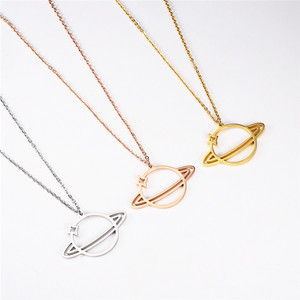 Nuovi Prodotti Semplice Dei Monili In Acciaio Inox Cosmic Planet Ragazza Saturn <span class=keywords><strong>collana</strong></span> Del Pendente - Product Image 1