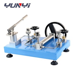 Yunyi Hydraulischer Druckmesskomparator - Hochpräzises Standard-Druckkalibrierinstrument für Industrielle Prüfung - Product Image 4