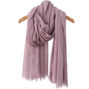 Neue stil 35 farben hohe qualität maxi weiche pashmina hijab schal wraps schal solide plain ausgefranste baumwolle hijab schal - Product Image 4