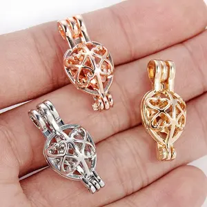 Fashion Butterfly Pattern Pearl Bead Cage Pendant Essential Oil Diffuser Locket Necklace Pendant DIY Jewelry Gift Wholesale