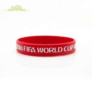 <span class=keywords><strong>Pulsera</strong></span> de Silicona Personalizada Más Popular 2025 2026 con Aroma <span class=keywords><strong>Antimosquitos</strong></span> e Impresión Metálica - Product Image 1