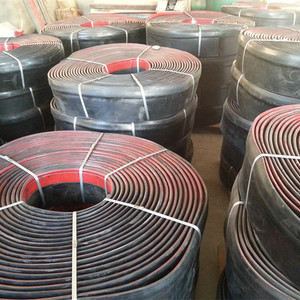 Hoge Slijtvastheid Chute Voering Rubber Poly Transportband Plint Pu Plint Vel Rubber Rok Transportband - Product Image 4