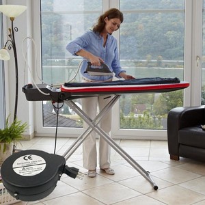 Système de planche <span class=keywords><strong>à</strong></span> <span class=keywords><strong>repasser</strong></span> DYH 5M <span class=keywords><strong>avec</strong></span> cordon d'alimentation extensible durable et enrouleur de câble automatique compact pour appareils électroménagers - Product Image 2