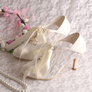 Wedopus complaciente zapatos de boda de blanco encaje - Product Image 2