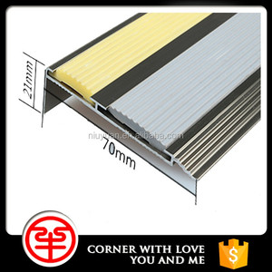 bon vendre au marché étranger des bandes de l'aluminium <span class=keywords><strong>carborundum</strong></span> antidérapants nez de marche d'escalier d'usine pour plancher - Product Image 4