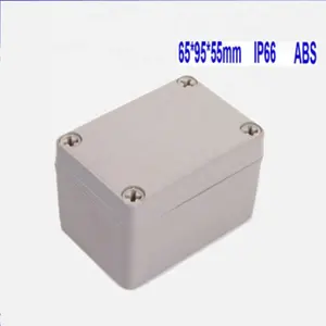 चीन आपूर्तिकर्ता ठोस कवर IP66 ABS/पीसी निविड़ अंधकार बाड़े 65X95X55mm