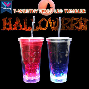 Gobelet à jus clignotant à LED pour fête d'Halloween en <span class=keywords><strong>verre</strong></span> et matériau PS <span class=keywords><strong>avec</strong></span> tasse à <span class=keywords><strong>paille</strong></span> à LED - Product Image 6