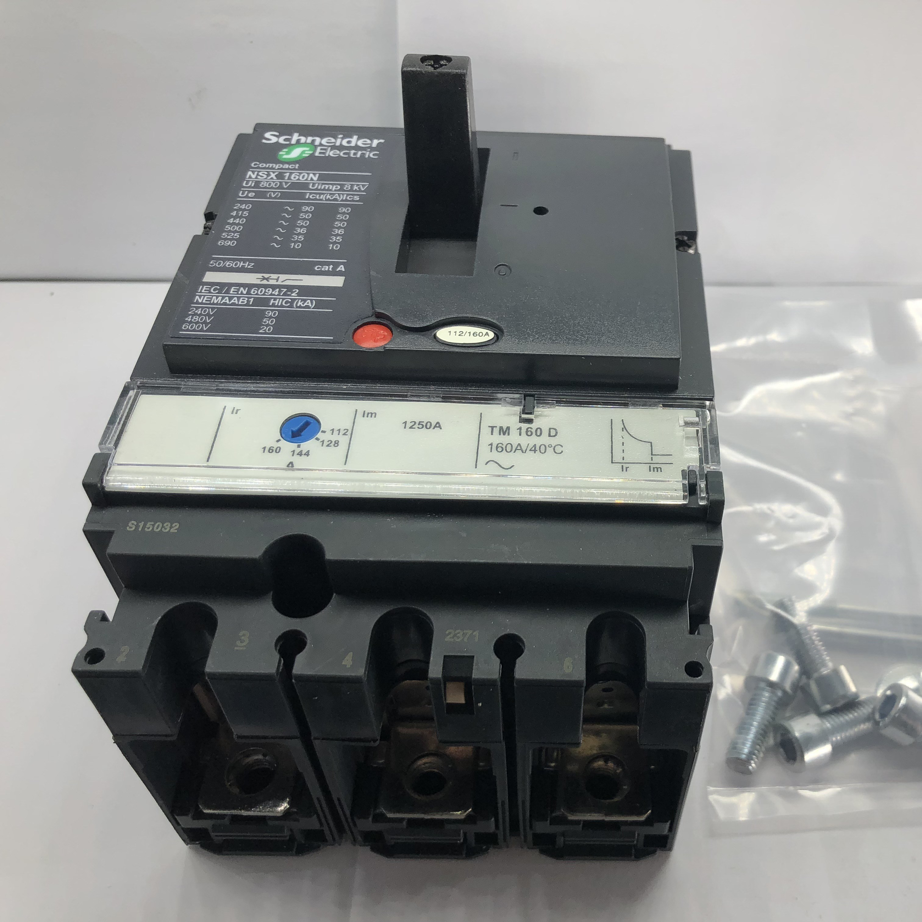 Автоматический выключатель литая оболочка NSX-250N/H/L 3P 4P 250A200A160A100A