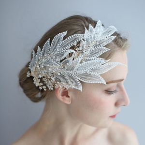 Nuovo Design fatto a mano in pizzo di cristallo damigella d'onore copricapo <span class=keywords><strong>accessori</strong></span> <span class=keywords><strong>per</strong></span> capelli fiore da sposa foglia d'oro copricapo <span class=keywords><strong>per</strong></span> donna - Product Image 5