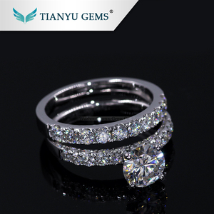 14 K/18 k Blanco/oro amarillo 1 Carat Forever one def VVS diamante sintético moissanite compromiso precio del anillo - Product Image 4