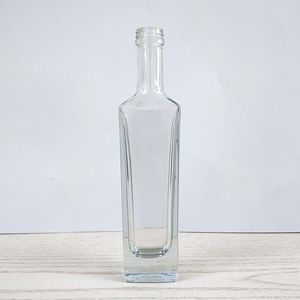 50 ml carré rectangulaire bouteille d'<span class=keywords><strong>alcool</strong></span> en verre pour le vin transparent vin vodka bouteille en verre pour le stockage - Product Image 5