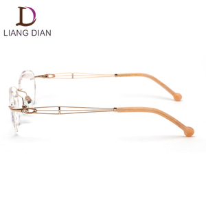 <span class=keywords><strong>Occhiali</strong></span> <span class=keywords><strong>da</strong></span> <span class=keywords><strong>vista</strong></span> alla moda montature per <span class=keywords><strong>occhiali</strong></span> per ragazze - Product Image 3