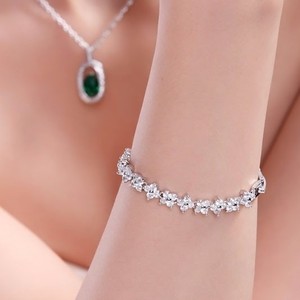 Teemi <span class=keywords><strong>blanc</strong></span> plaqué <span class=keywords><strong>or</strong></span> Four Leaves CZ Flower Connecté femmes Bride Bracelet - Product Image 5