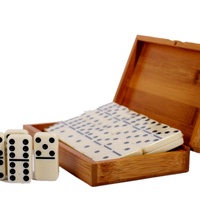 Double 6 dominos avec point noir dans un étui en bambou